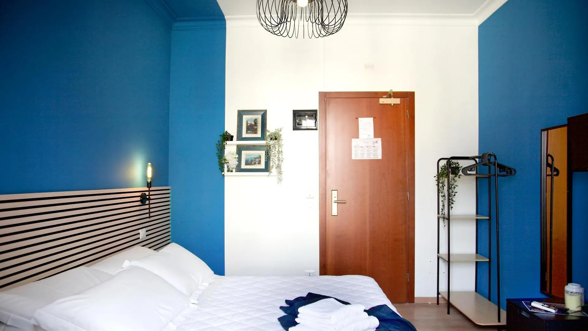 **  Hotel Anacapri Rome Italy